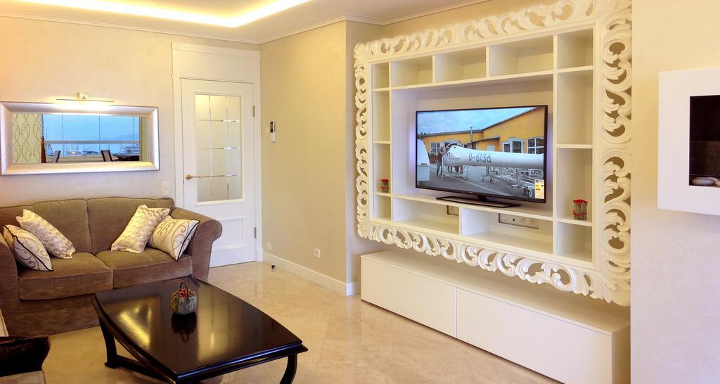 וילנב-לובה Apartments At Commodoro מראה חיצוני תמונה